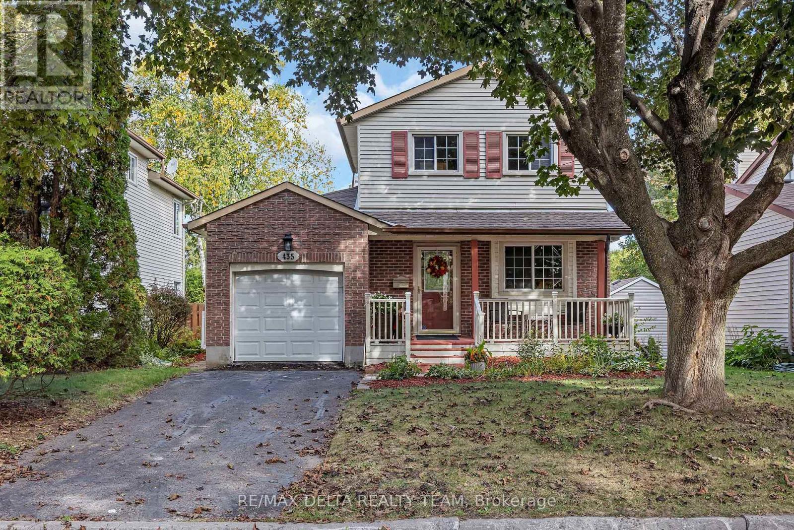 435 DUVERNAY DRIVE, Ottawa, Ontario