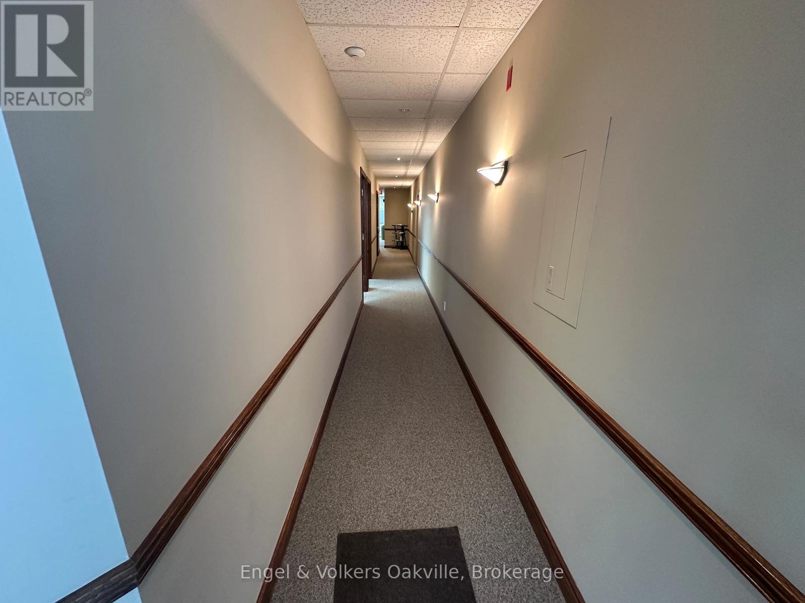 104 - 146 Lakeshore Road E, Oakville, Ontario  L6J 1H4 - Photo 11 - W13848134