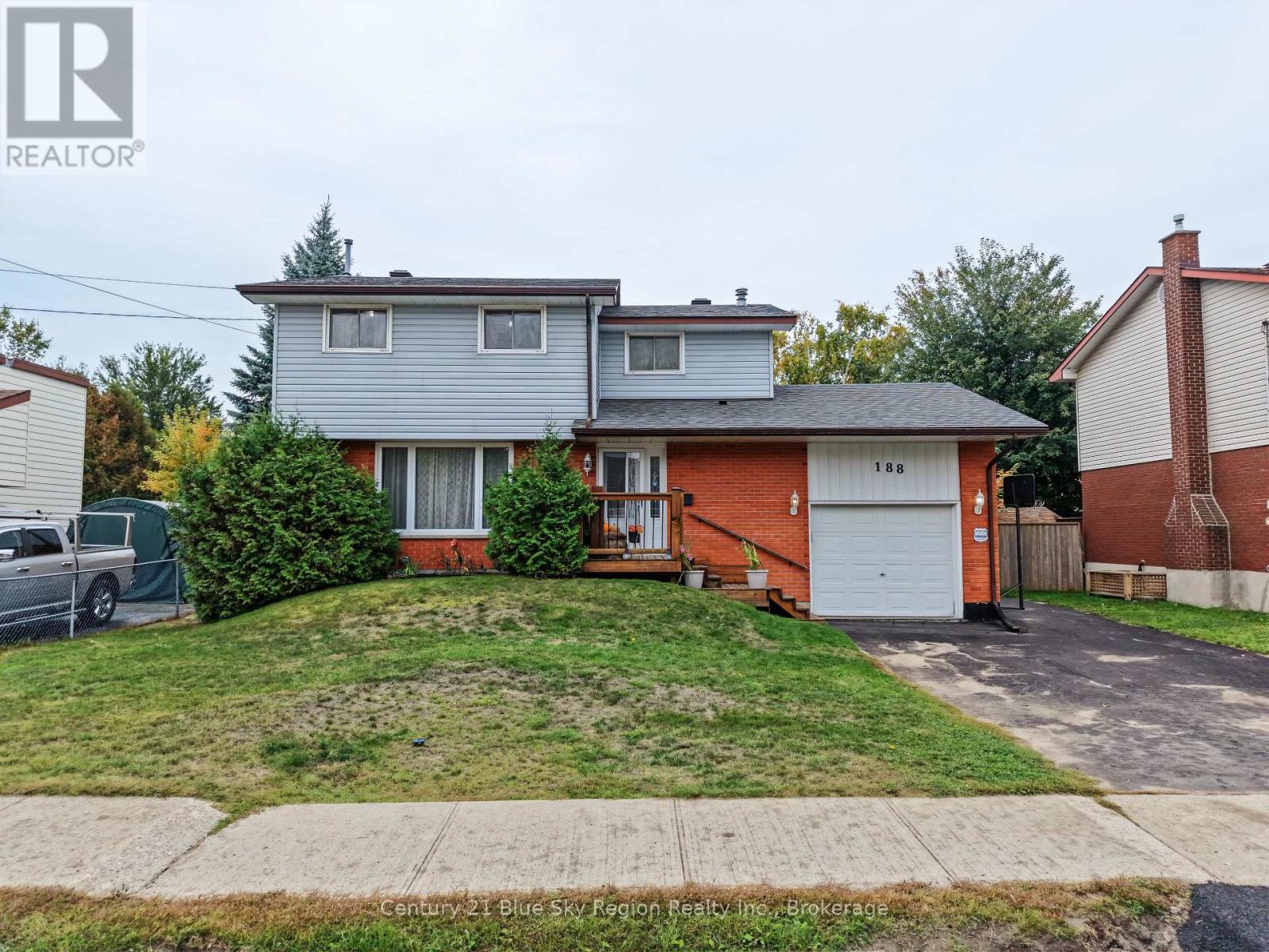 188 Marshall Park Drive, North Bay, Ontario  P1A 3L2 - Photo 1 - X13848528