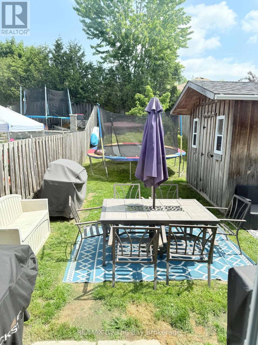 345 Ferndale Drive S, Barrie (Ardagh), Ontario  L4N 9Y6 - Photo 8 - S13848270