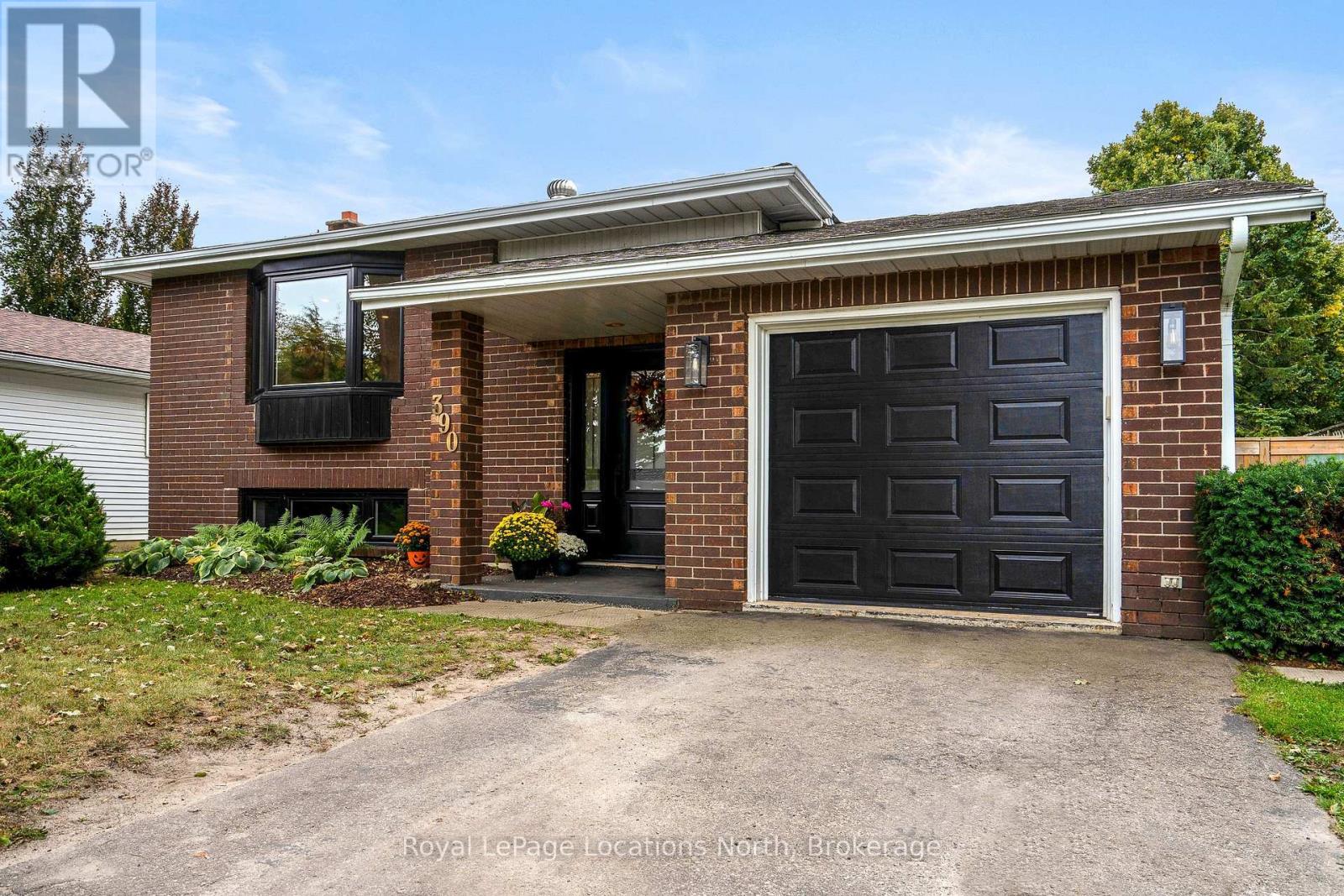 390 Second Street, Collingwood, Ontario  L9Y 1G8 - Photo 1 - S13848310