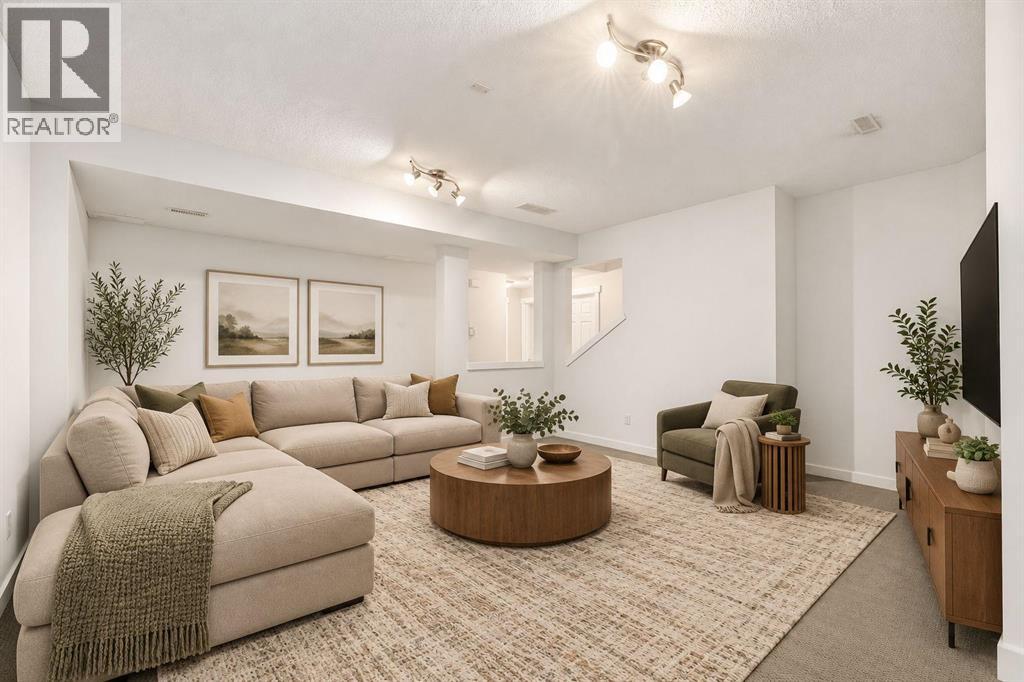 31 Chapala Close SE