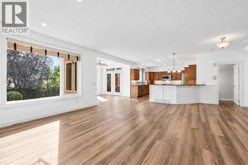 31 Chapala Close SE