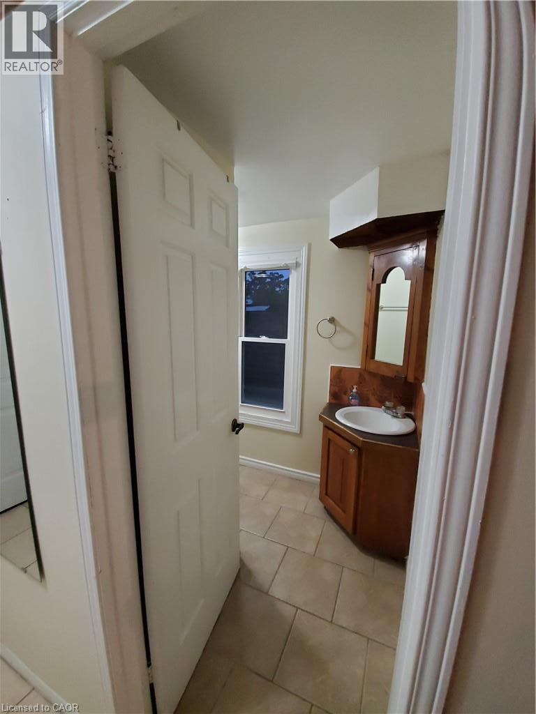 44 Ashley Street, Hamilton, Ontario  L8L 5S6 - Photo 13 - 40868075