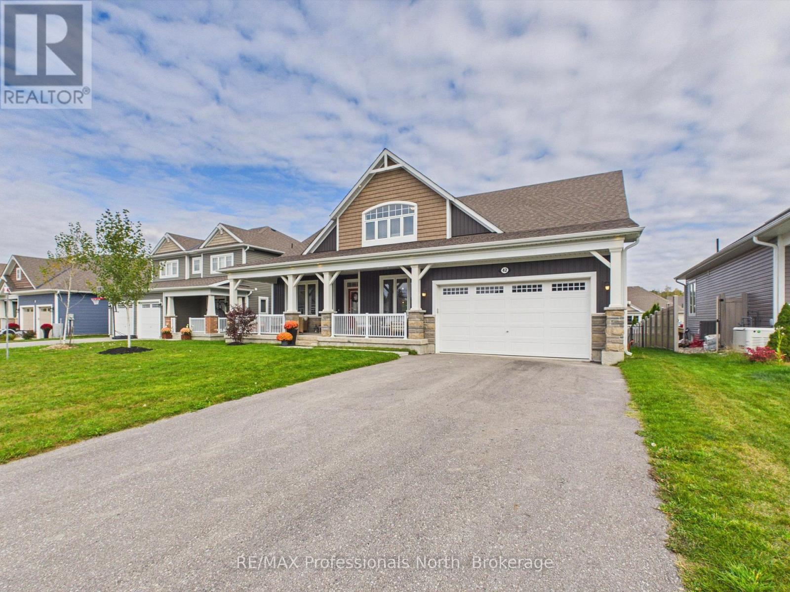 42 CHAMBERY STREET, Bracebridge, Ontario