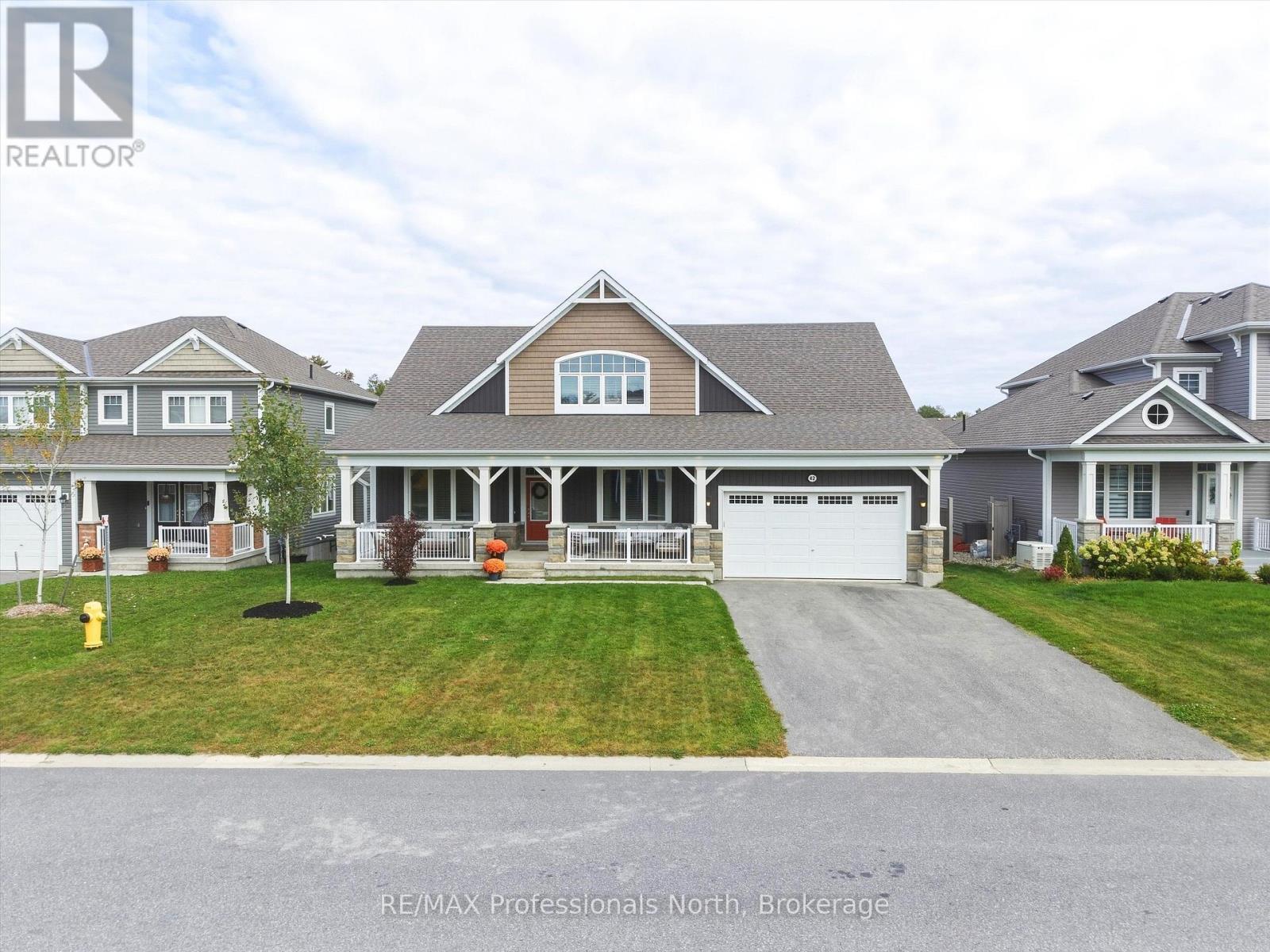 42 Chambery Street, Bracebridge, Ontario  P1L 0G2 - Photo 2 - X13848124