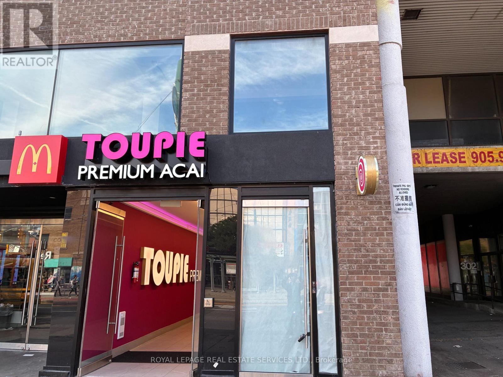 2ND FLOOR - 298 SPADINA AVENUE, Toronto, Ontario