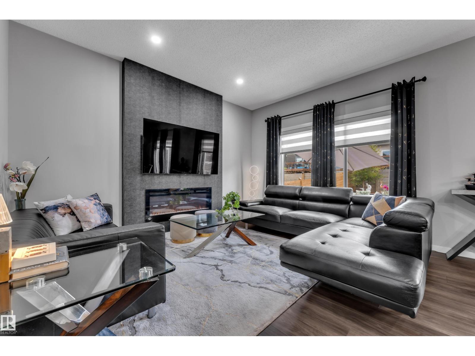 4107 5 AV SW