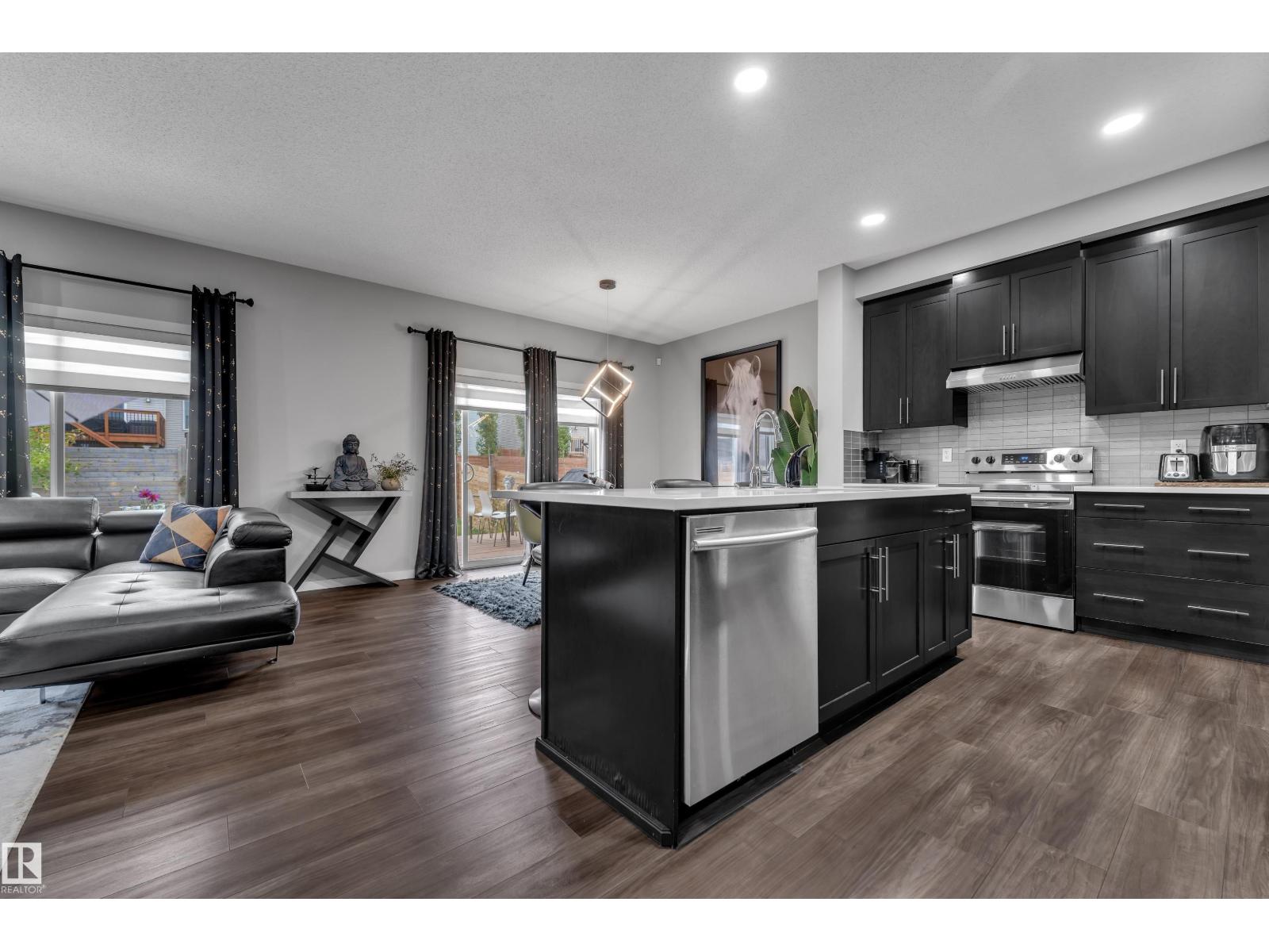 4107 5 AV SW