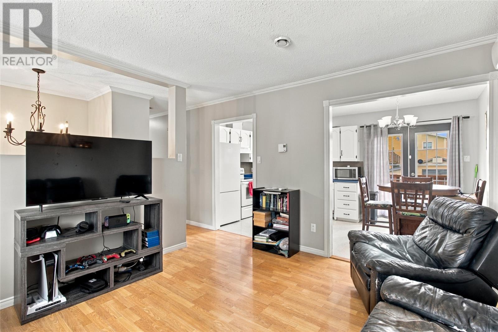 512 Main Road photo 5