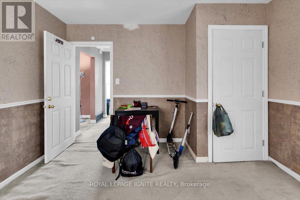 76 Celeste Drive, Toronto, Ontario  M1E 2V1 - Photo 21 - E13848142