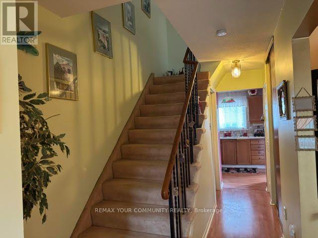 12 Jacques Lane, Ajax, Ontario  L1S 3L4 - Photo 4 - E13848584