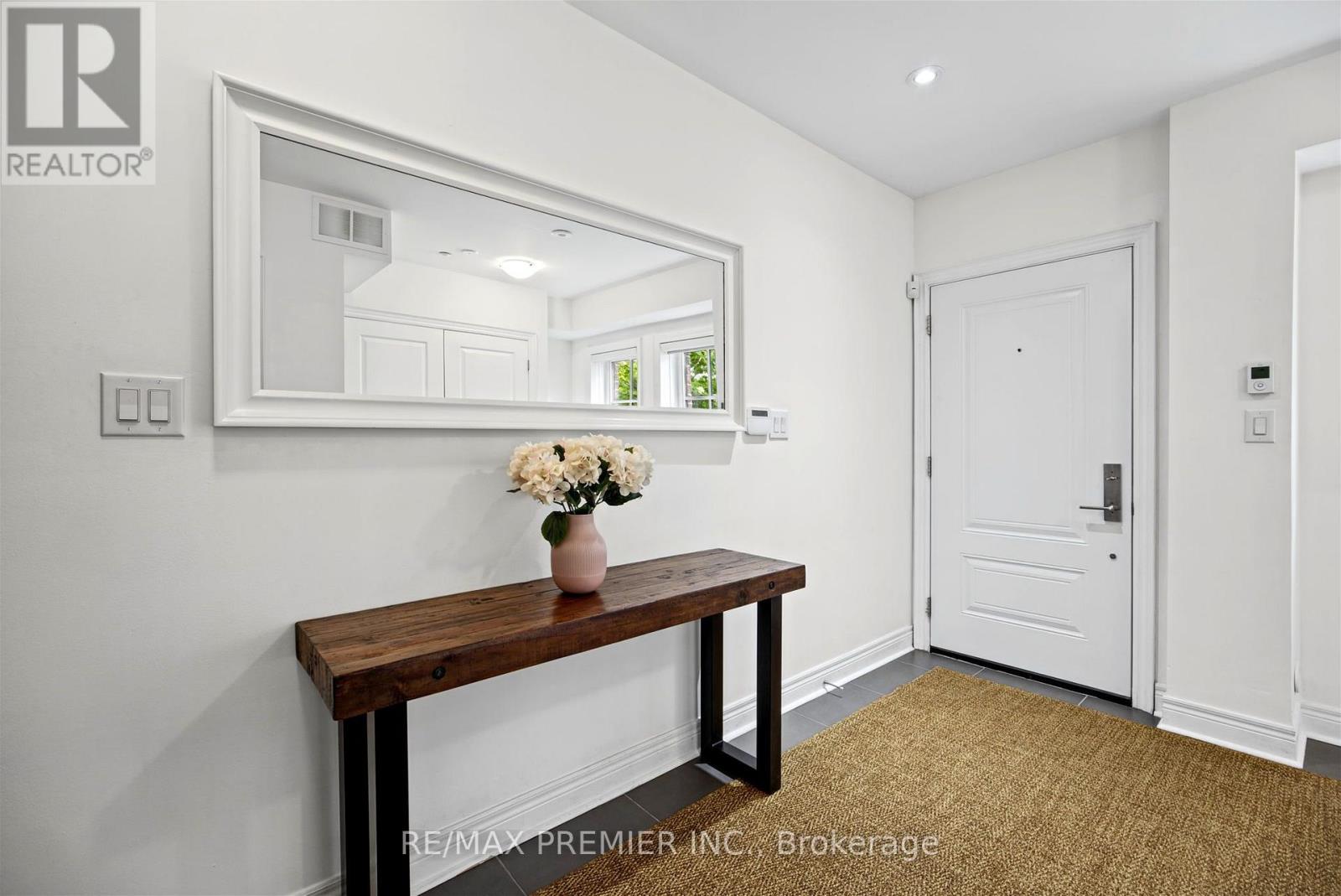 37 Nease Lane, Vaughan, Ontario  L4L 0C5 - Photo 7 - N13848244