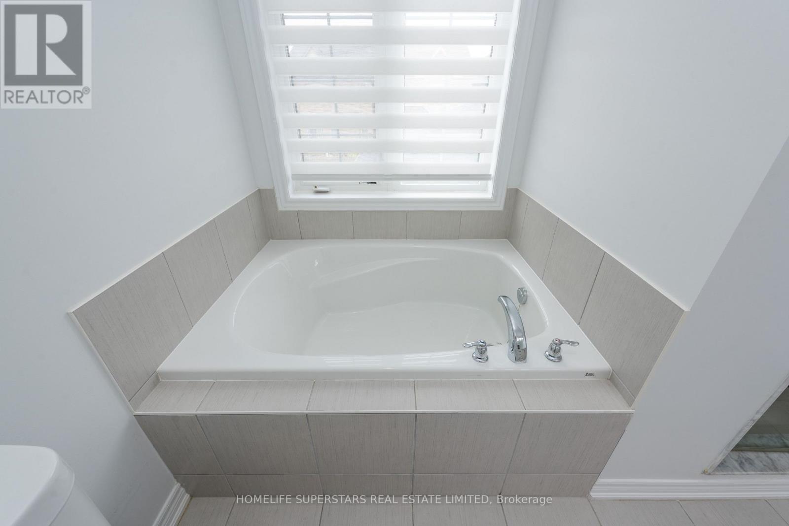 153 Barons Street, Vaughan, Ontario  L4H 3Y7 - Photo 18 - N13848424