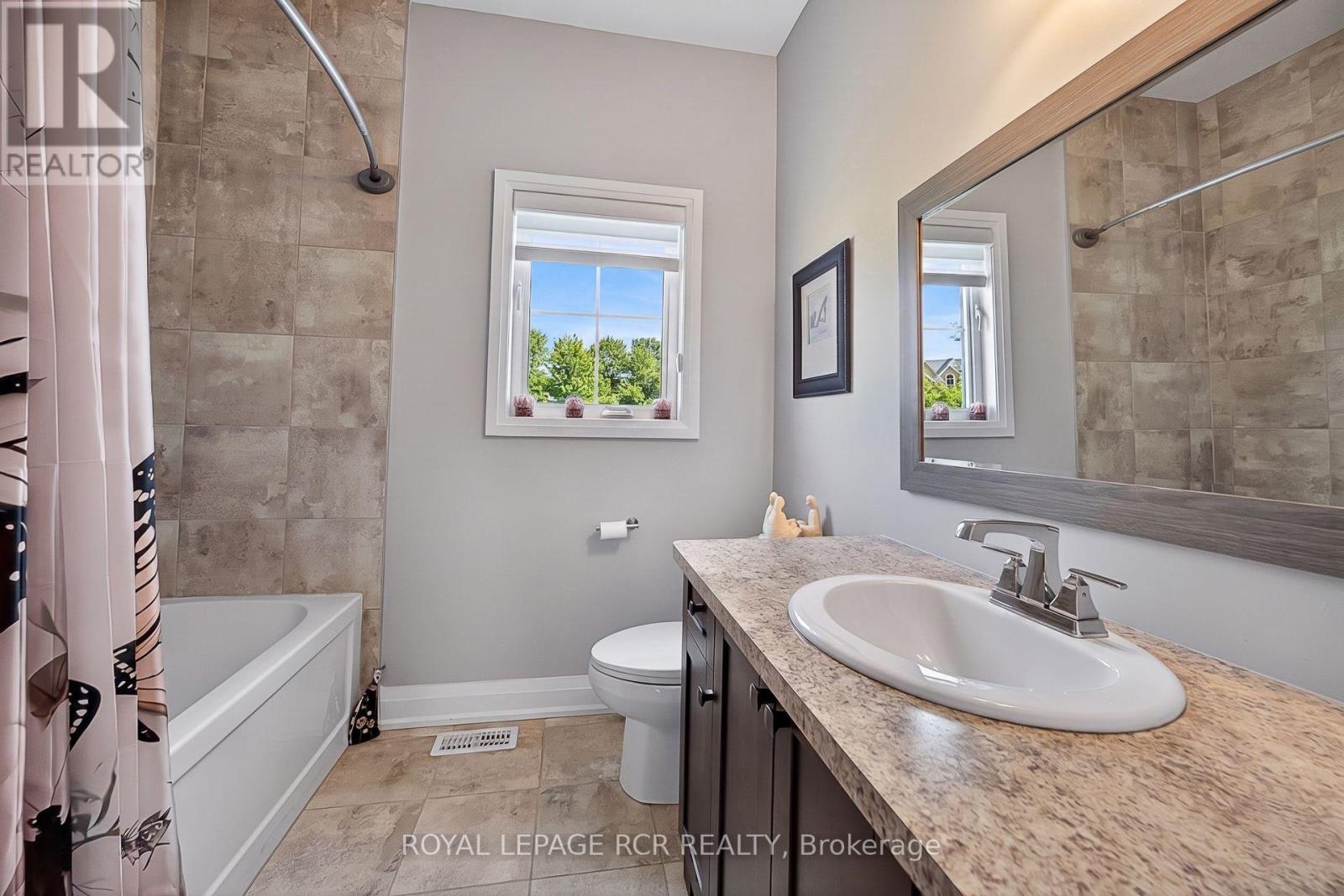 3 Thoroughbred Drive, Oro-Medonte, Ontario  L0K 1E0 - Photo 21 - S13848448