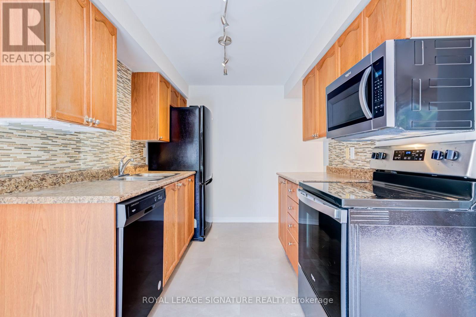 58 Goodwin Drive, Barrie (Painswick South), Ontario  L4N 5Z8 - Photo 11 - S13848510
