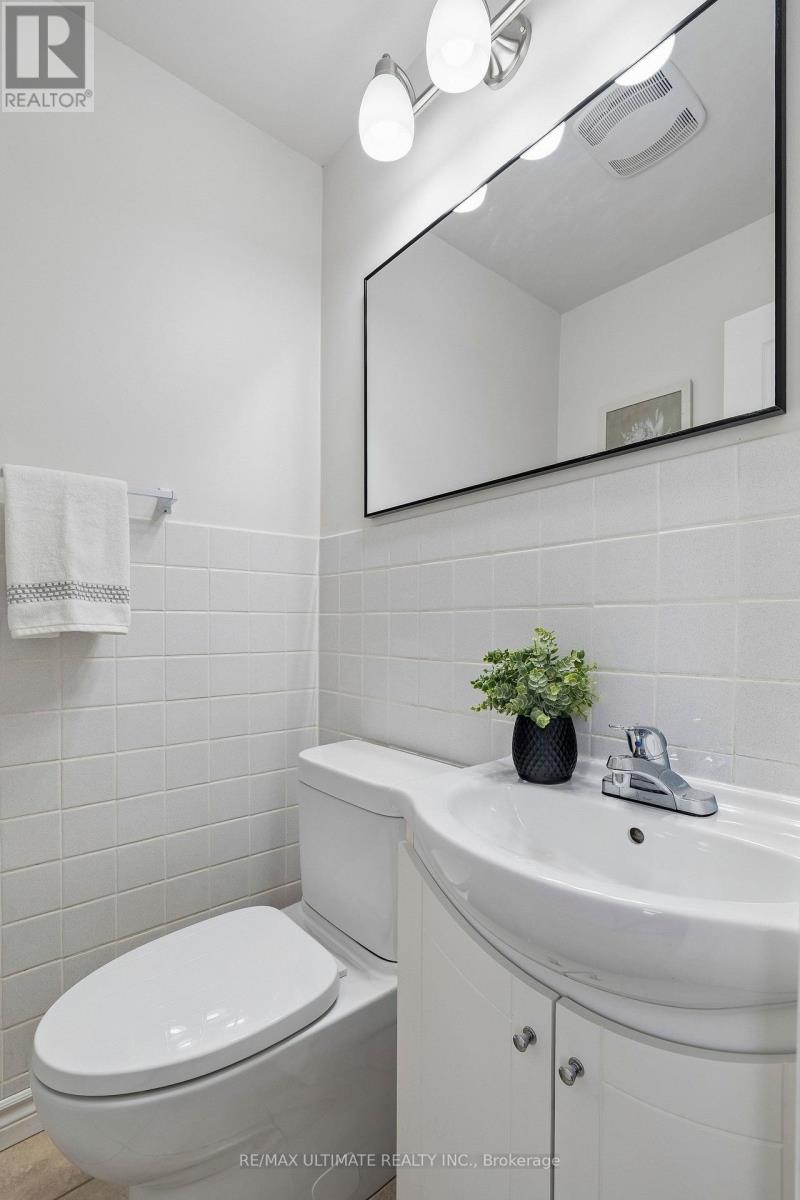 3478 Monica Drive, Mississauga, Ontario  L4T 3E8 - Photo 18 - W13848068