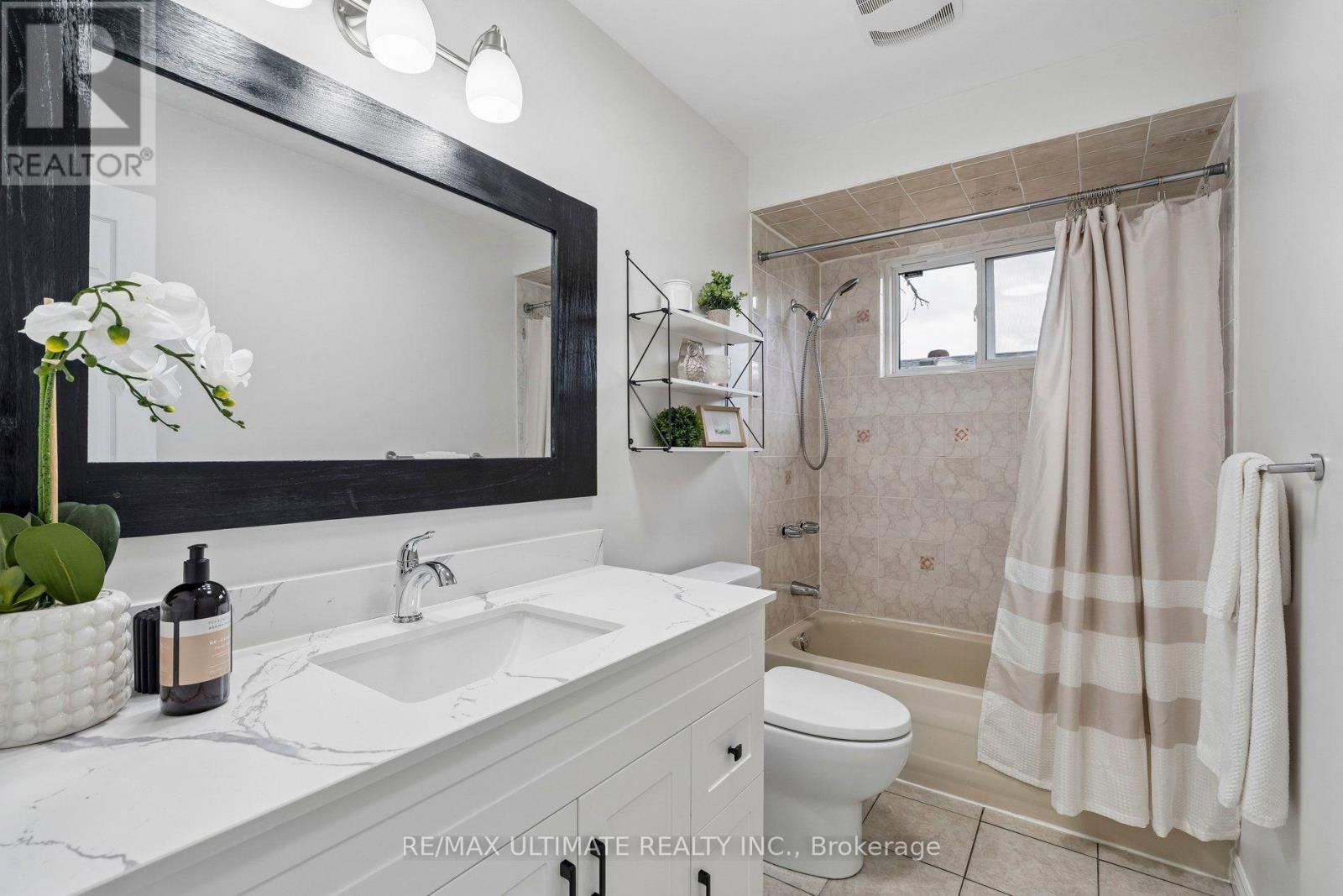 3478 Monica Drive, Mississauga, Ontario  L4T 3E8 - Photo 22 - W13848068