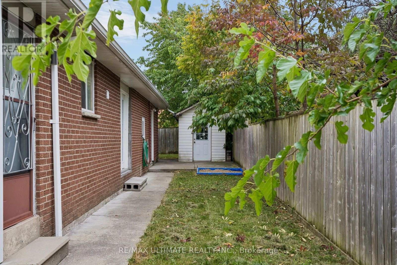 3478 Monica Drive, Mississauga, Ontario  L4T 3E8 - Photo 35 - W13848068