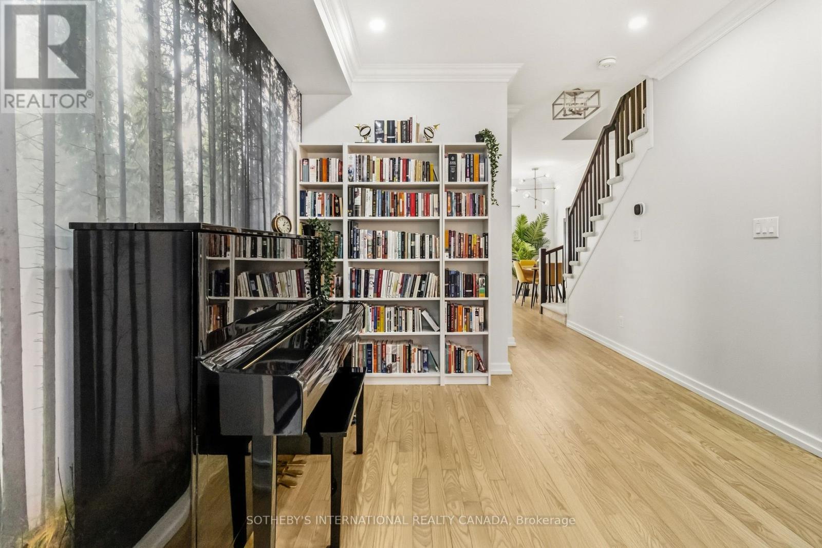 4314 Ingram Common, Burlington, Ontario  L7L 0C4 - Photo 6 - W13848126