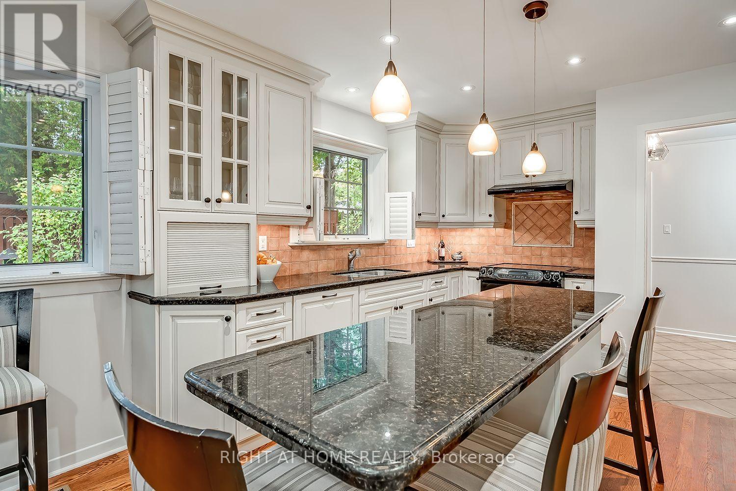 494 Dorland Road, Oakville, Ontario  L6J 6B1 - Photo 12 - W13848158