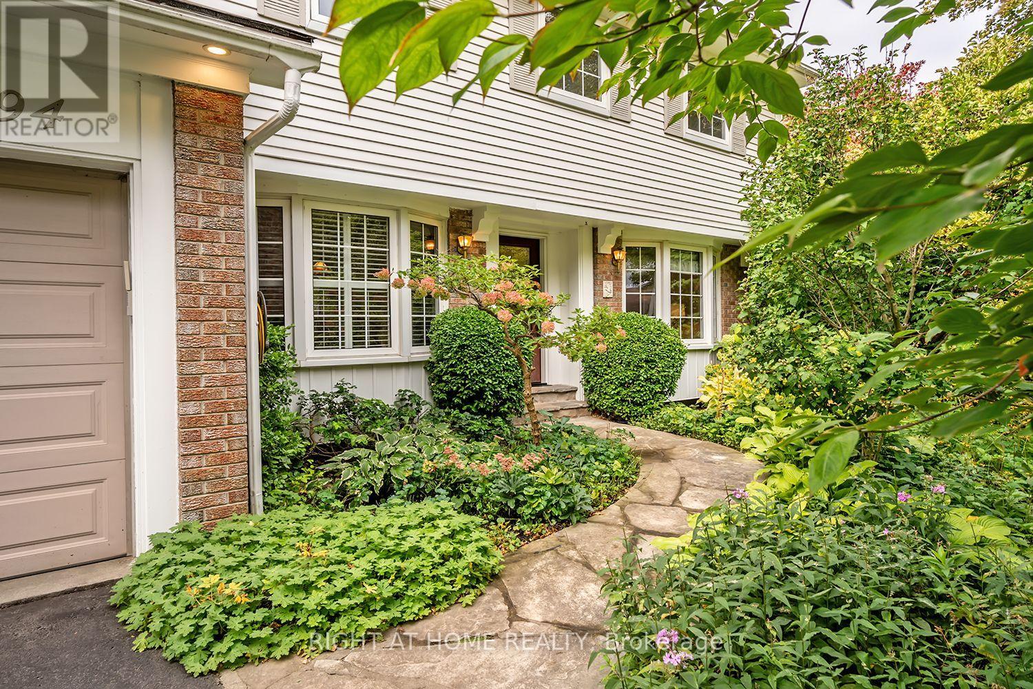 494 Dorland Road, Oakville, Ontario  L6J 6B1 - Photo 4 - W13848158