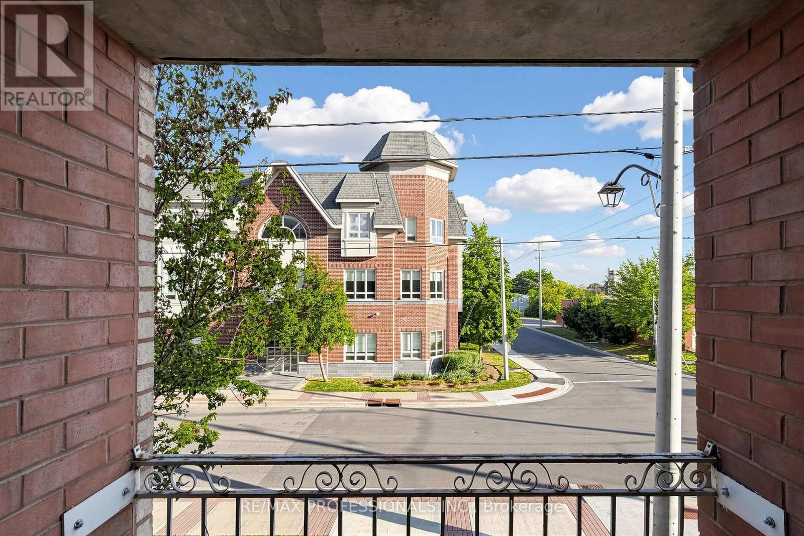 205 - 32 Tannery Street, Mississauga, Ontario  L5M 6T6 - Photo 32 - W13848186