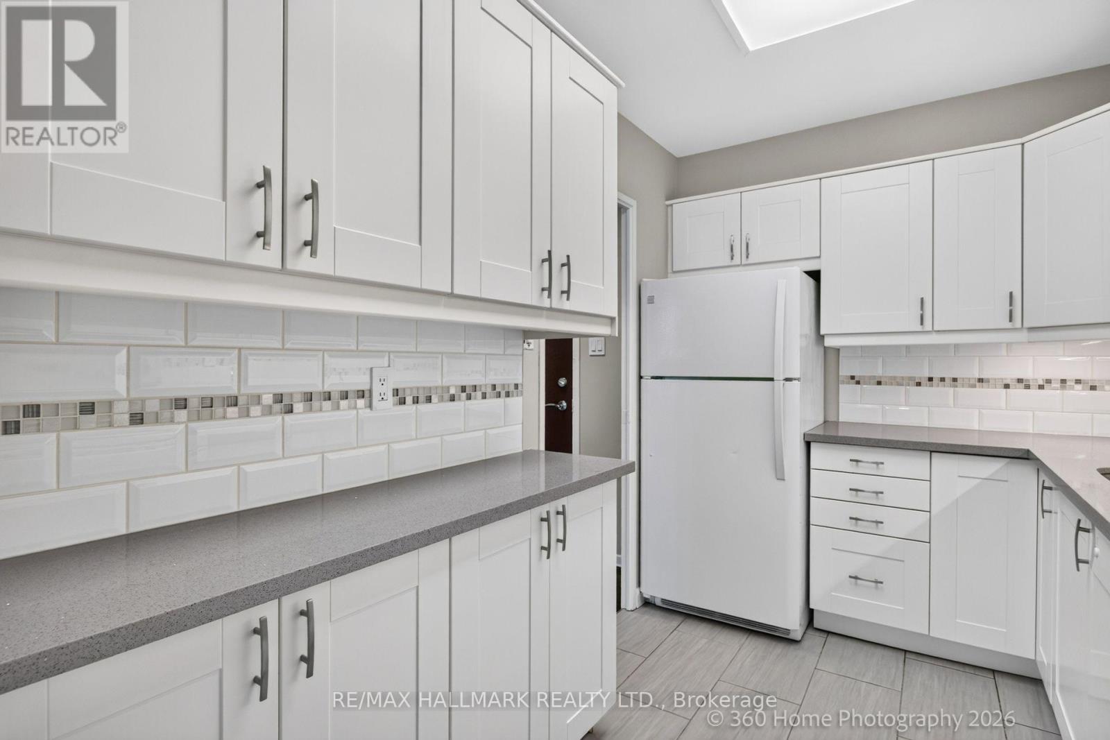 1111 - 360 Ridelle Avenue, Toronto, Ontario  M6B 1K1 - Photo 11 - W13848258