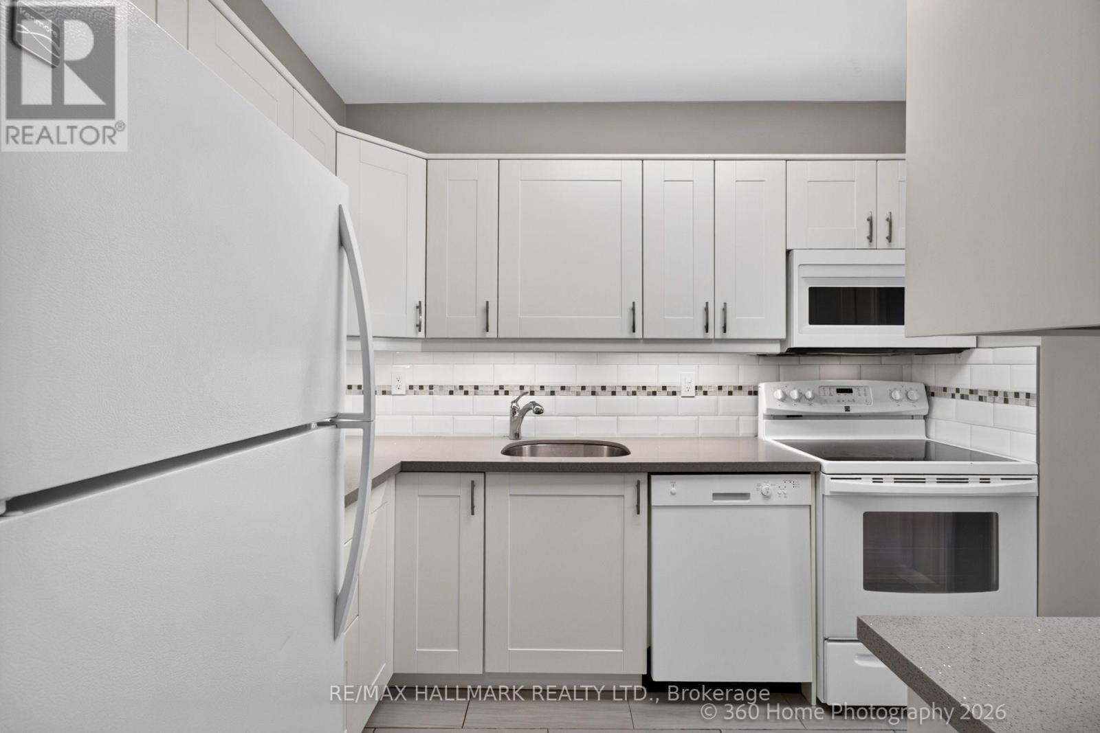 1111 - 360 Ridelle Avenue, Toronto, Ontario  M6B 1K1 - Photo 12 - W13848258