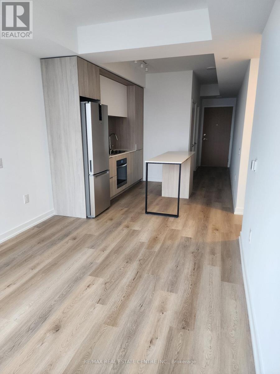 4305 - 395 Square One Drive, Mississauga, Ontario  L5B 0P6 - Photo 4 - W13848316