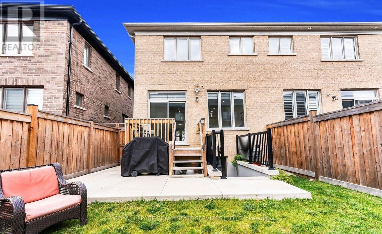 Lower - 488 Parent Place, Milton, Ontario  L9E 1L4 - Photo 10 - W13848372