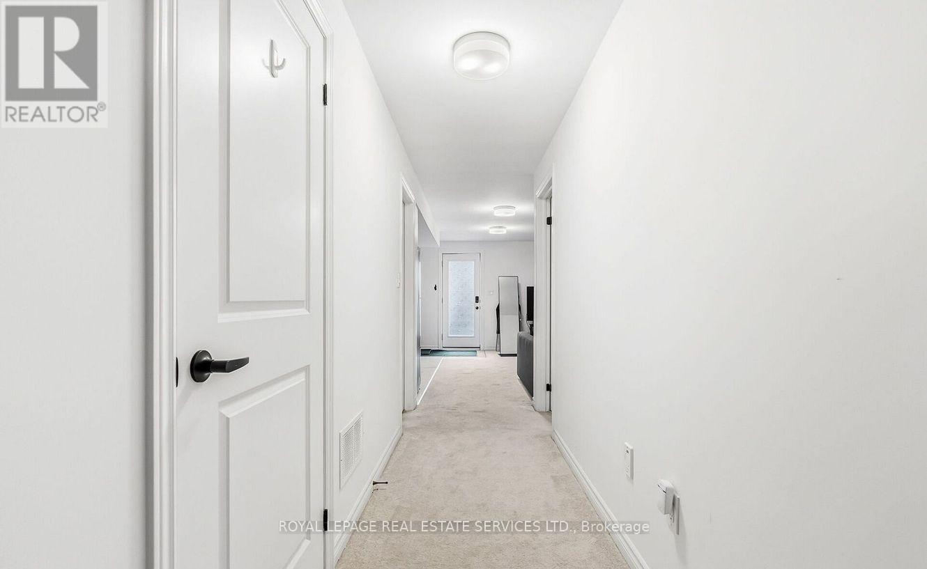 Lower - 488 Parent Place, Milton, Ontario  L9E 1L4 - Photo 6 - W13848372