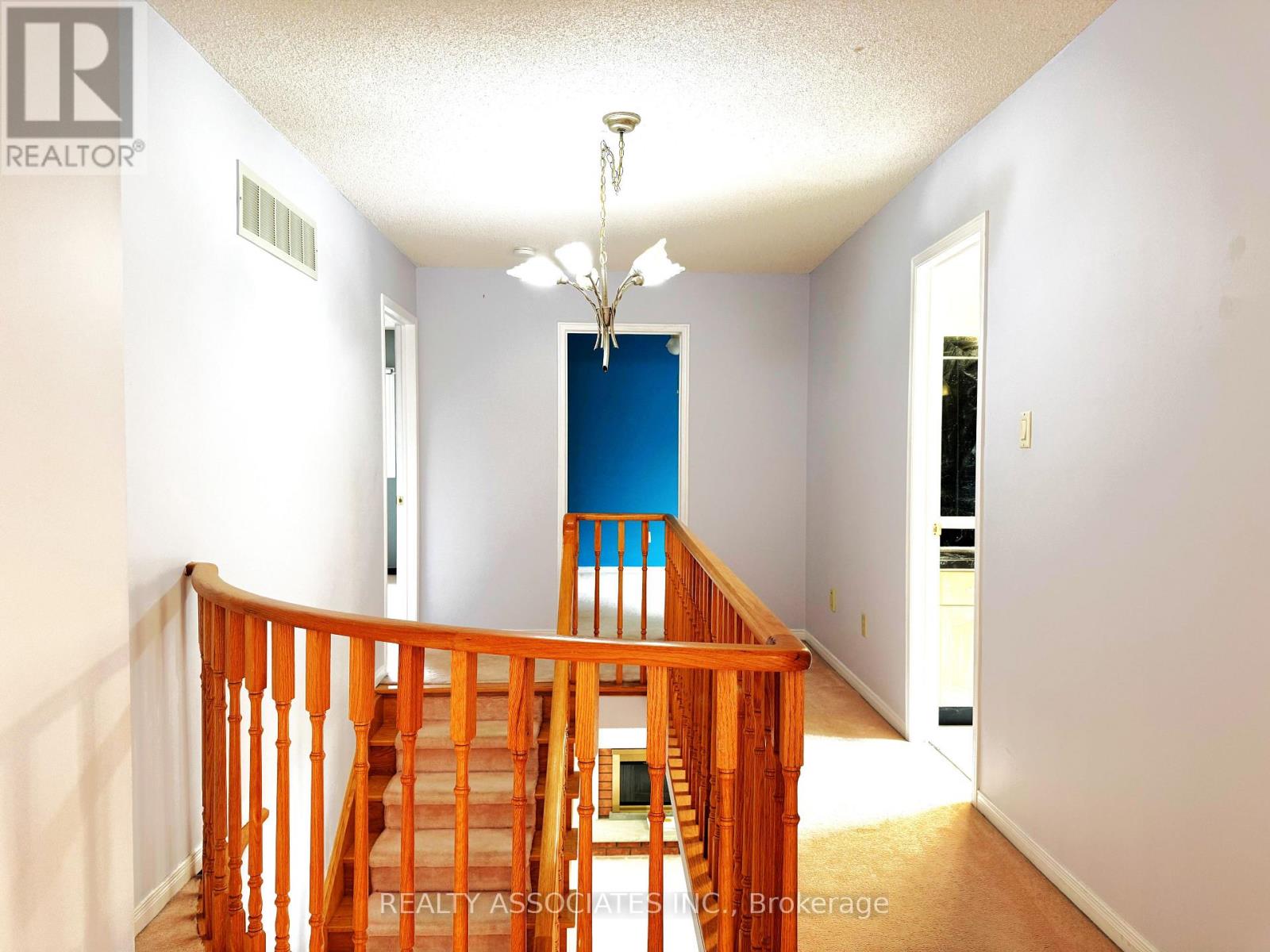 5577 Haddon Hall Road, Mississauga, Ontario  L5M 5G4 - Photo 18 - W13848412