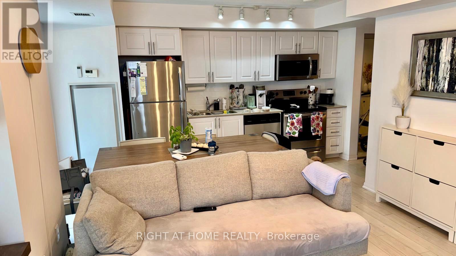 905 - 3091 Dufferin Street, Toronto, Ontario  M6A 0C4 - Photo 15 - W13848446