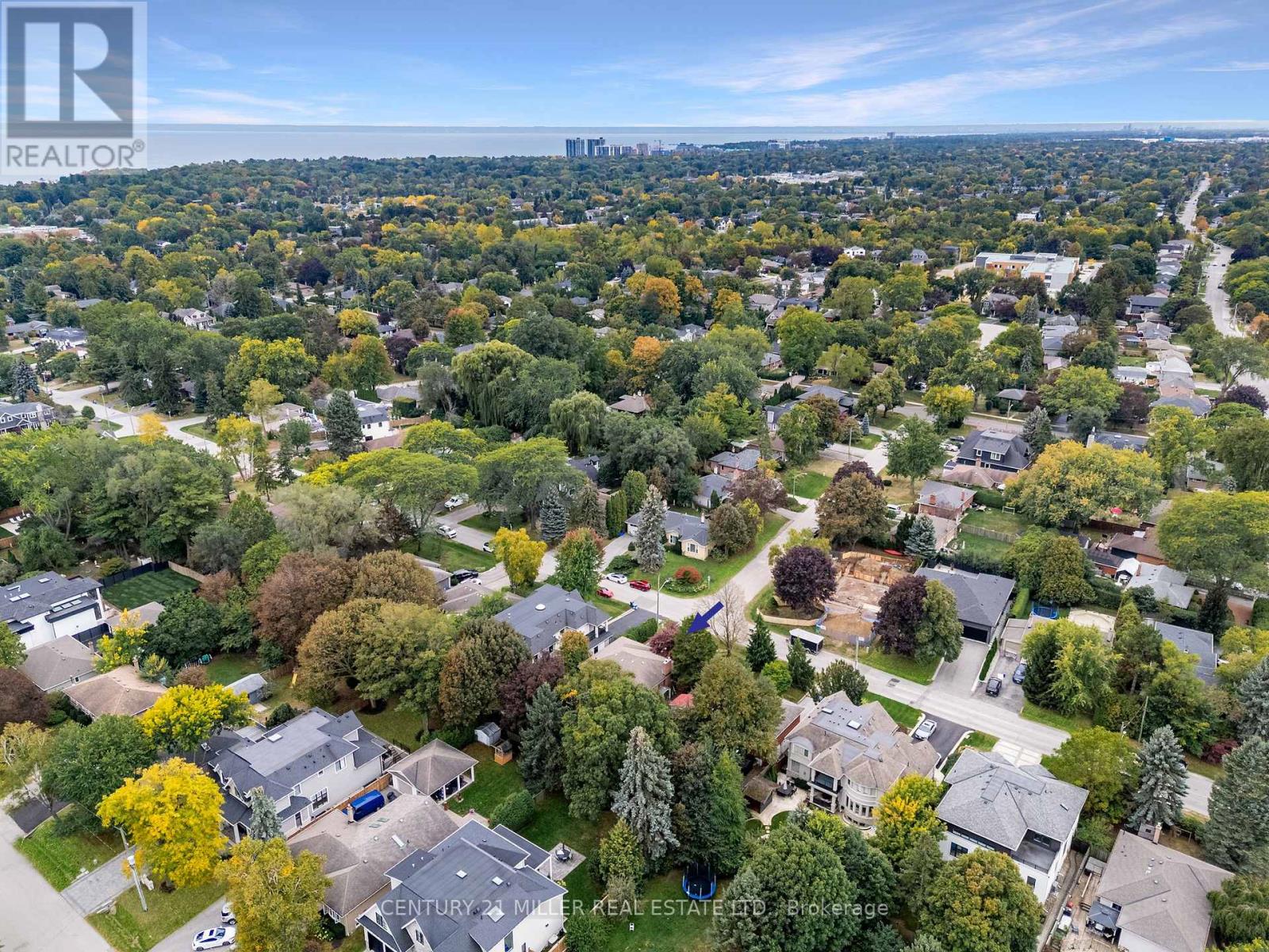 475 Willis Drive, Oakville, Ontario  L6L 4V6 - Photo 2 - W13848506