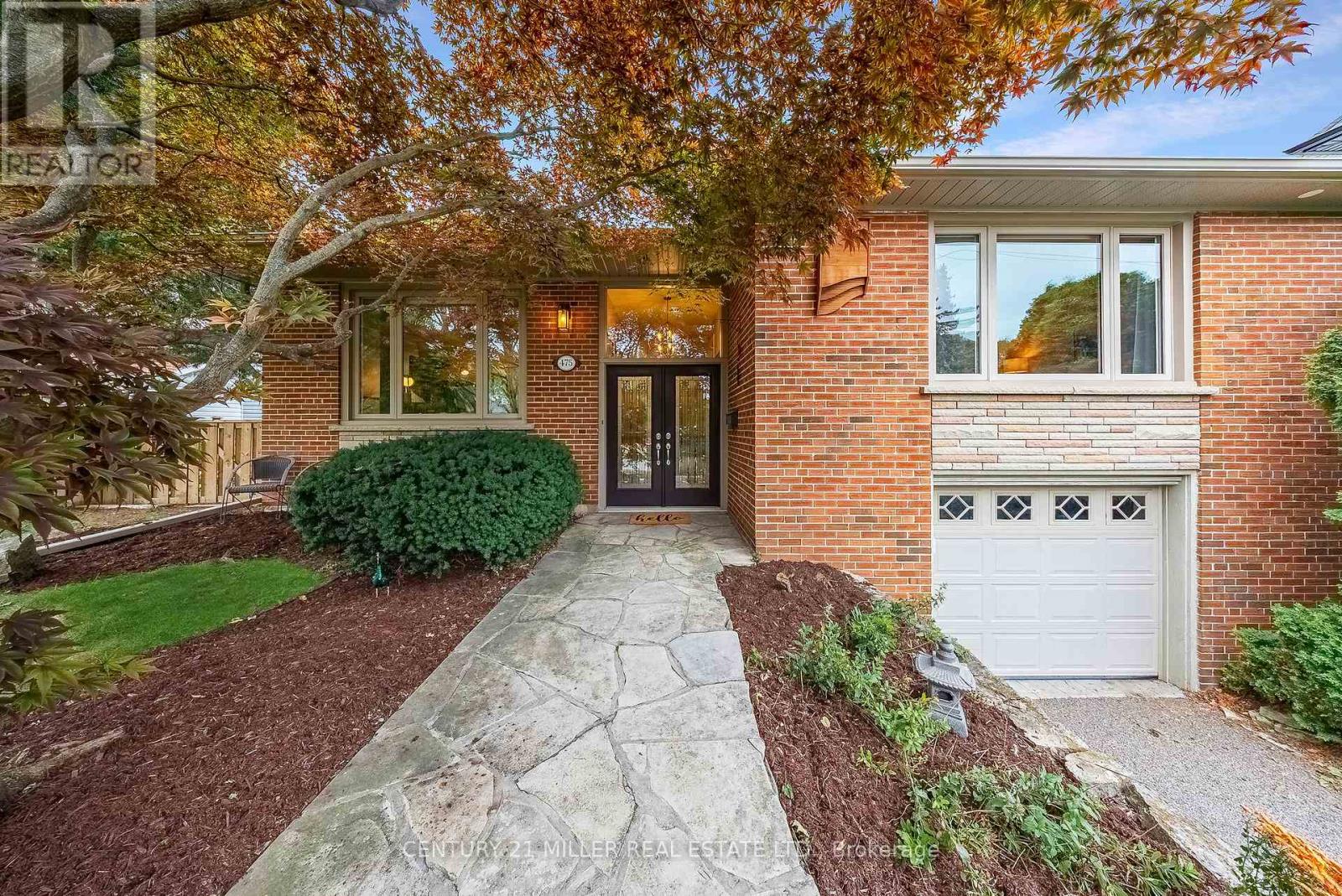 475 Willis Drive, Oakville, Ontario  L6L 4V6 - Photo 4 - W13848506