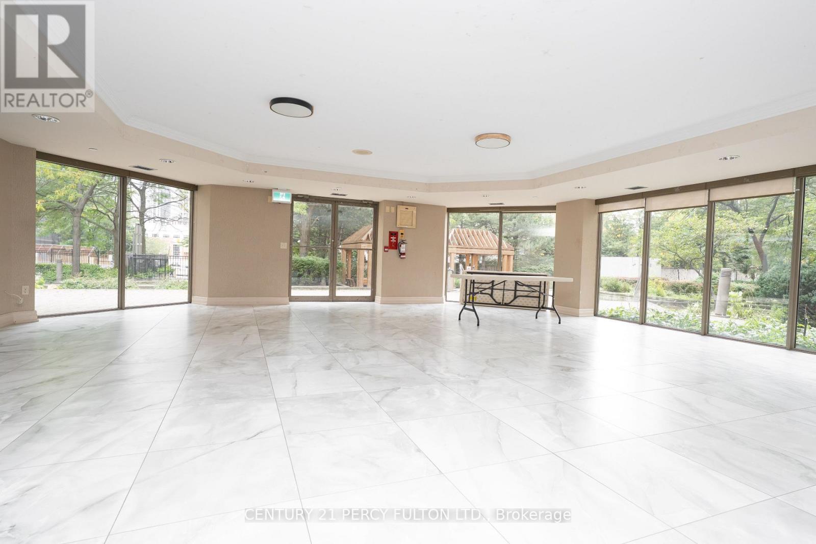 508 - 325 Webb Drive, Mississauga, Ontario  L5B 3Z9 - Photo 17 - W13848536