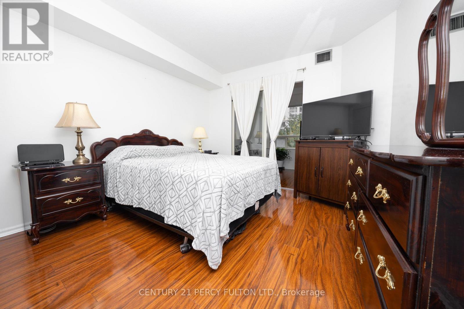 508 - 325 Webb Drive, Mississauga, Ontario  L5B 3Z9 - Photo 8 - W13848536