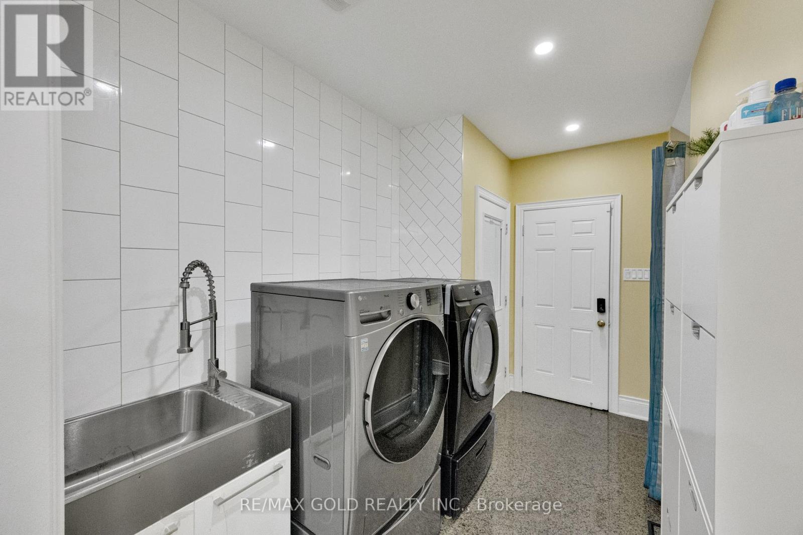 120 Watsonbrook Drive, Brampton, Ontario  L6R 0R4 - Photo 20 - W13848570