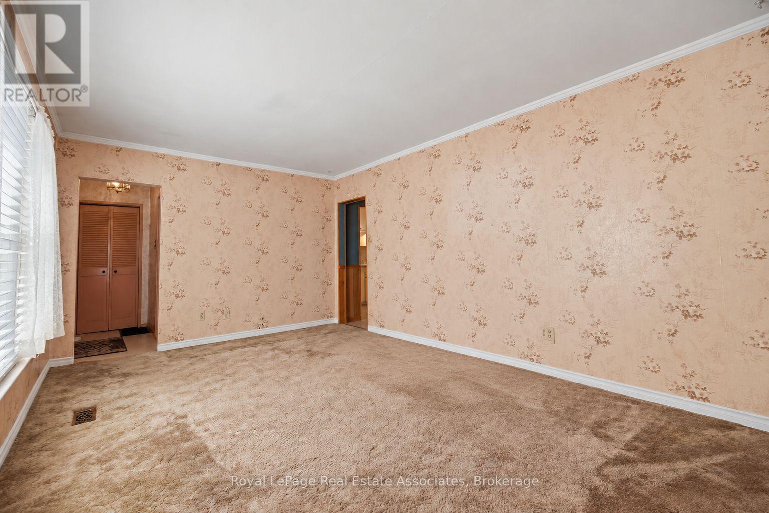 68 Allenby Avenue, Toronto, Ontario  M9W 1S6 - Photo 10 - W13848582