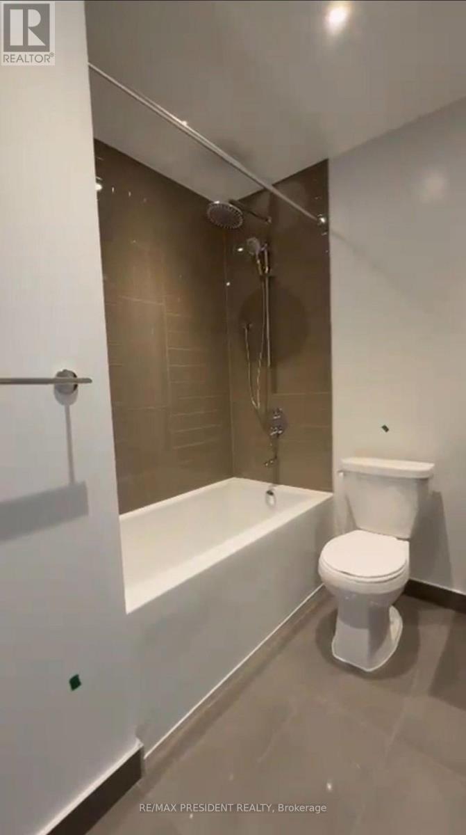 4310 - 448 Burnhamthorpe Road W, Mississauga, Ontario  L5B 0R4 - Photo 13 - W13848594