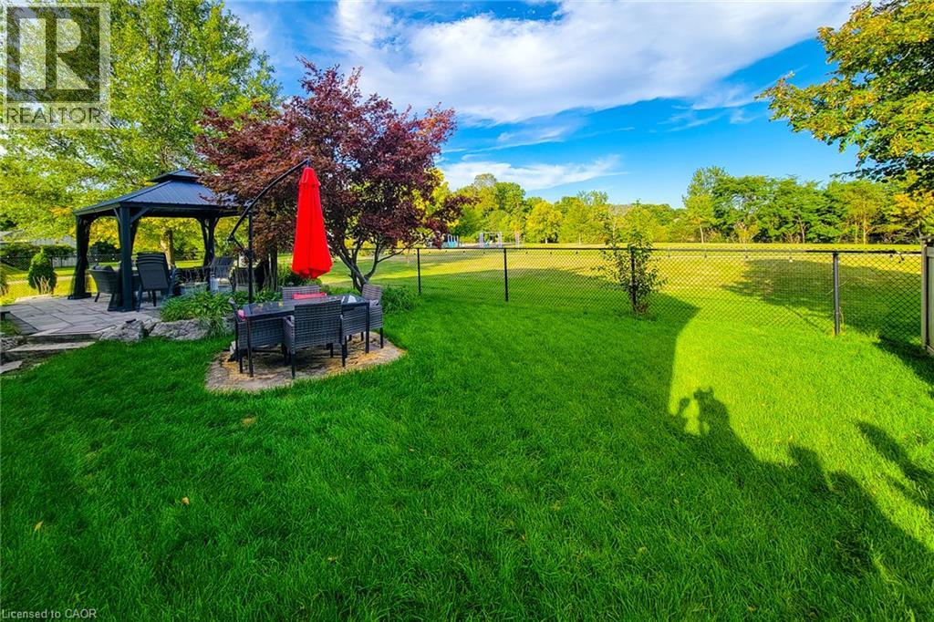 24 Carmichael Crescent, Brantford, Ontario  N3R 8A8 - Photo 9 - 40868092
