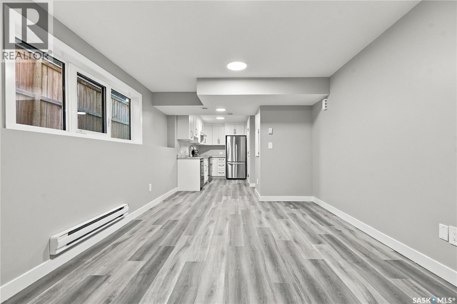 246 Sutter Place, Saskatoon, Saskatchewan  S7T 0R3 - Photo 29 - SK050076