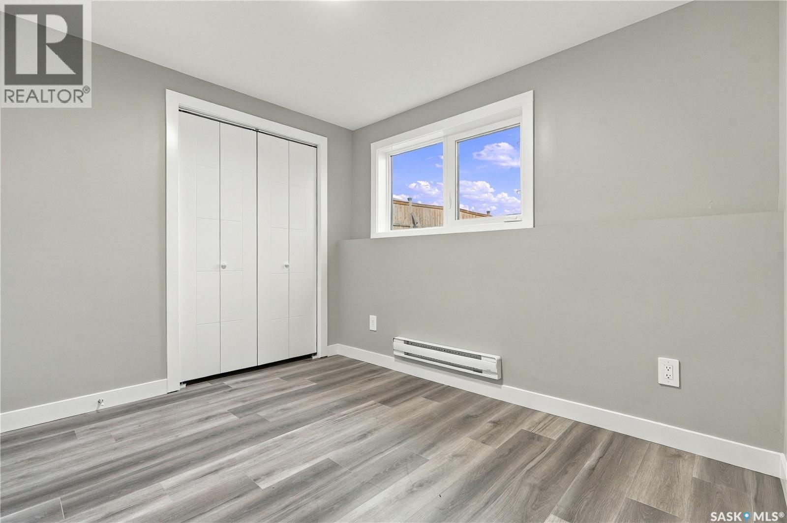 246 Sutter Place, Saskatoon, Saskatchewan  S7T 0R3 - Photo 36 - SK050076