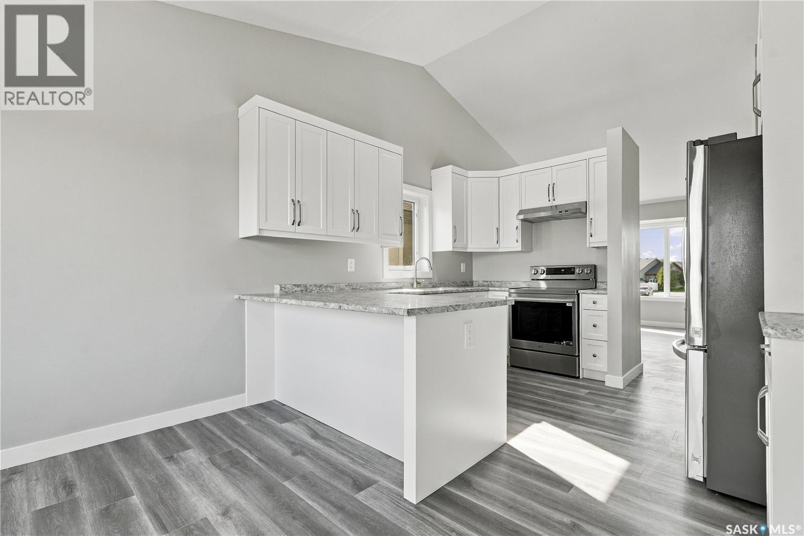 246 Sutter Place, Saskatoon, Saskatchewan  S7T 0R3 - Photo 7 - SK050076