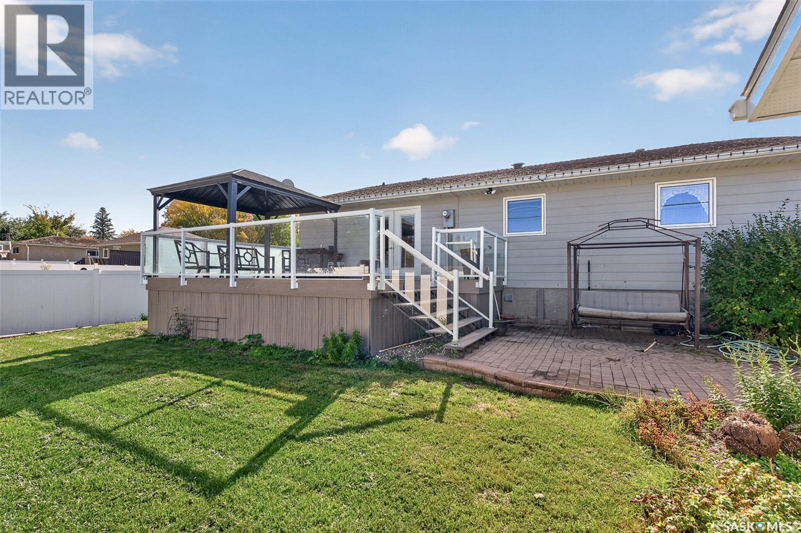 1002 Vaughan Street, Moose Jaw, Saskatchewan  S6H 5P2 - Photo 77 - SK050065