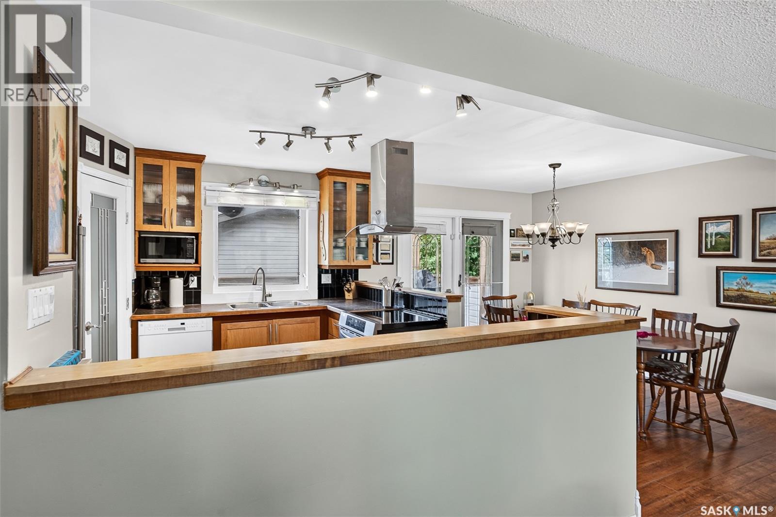 66 Edelweiss Crescent, Moose Jaw, Saskatchewan  S6J 1E5 - Photo 10 - SK050046