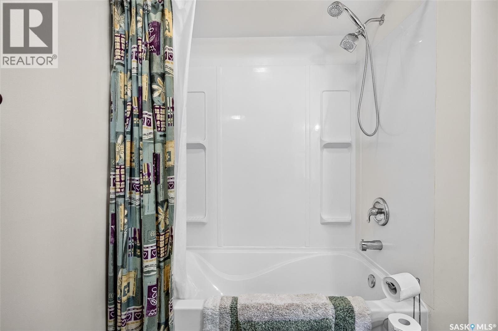 66 Edelweiss Crescent, Moose Jaw, Saskatchewan  S6J 1E5 - Photo 44 - SK050046