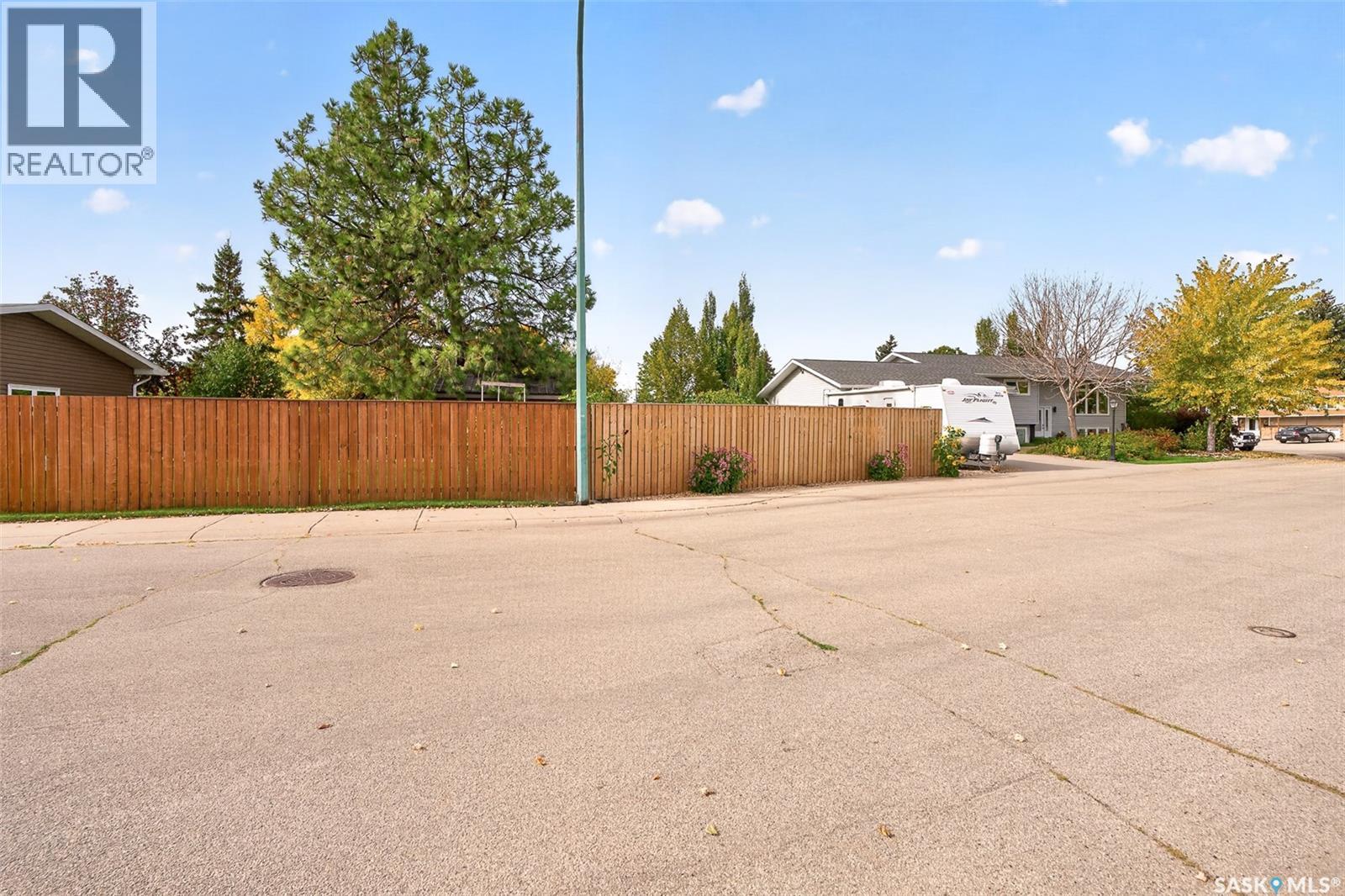 66 Edelweiss Crescent, Moose Jaw, Saskatchewan  S6J 1E5 - Photo 75 - SK050046