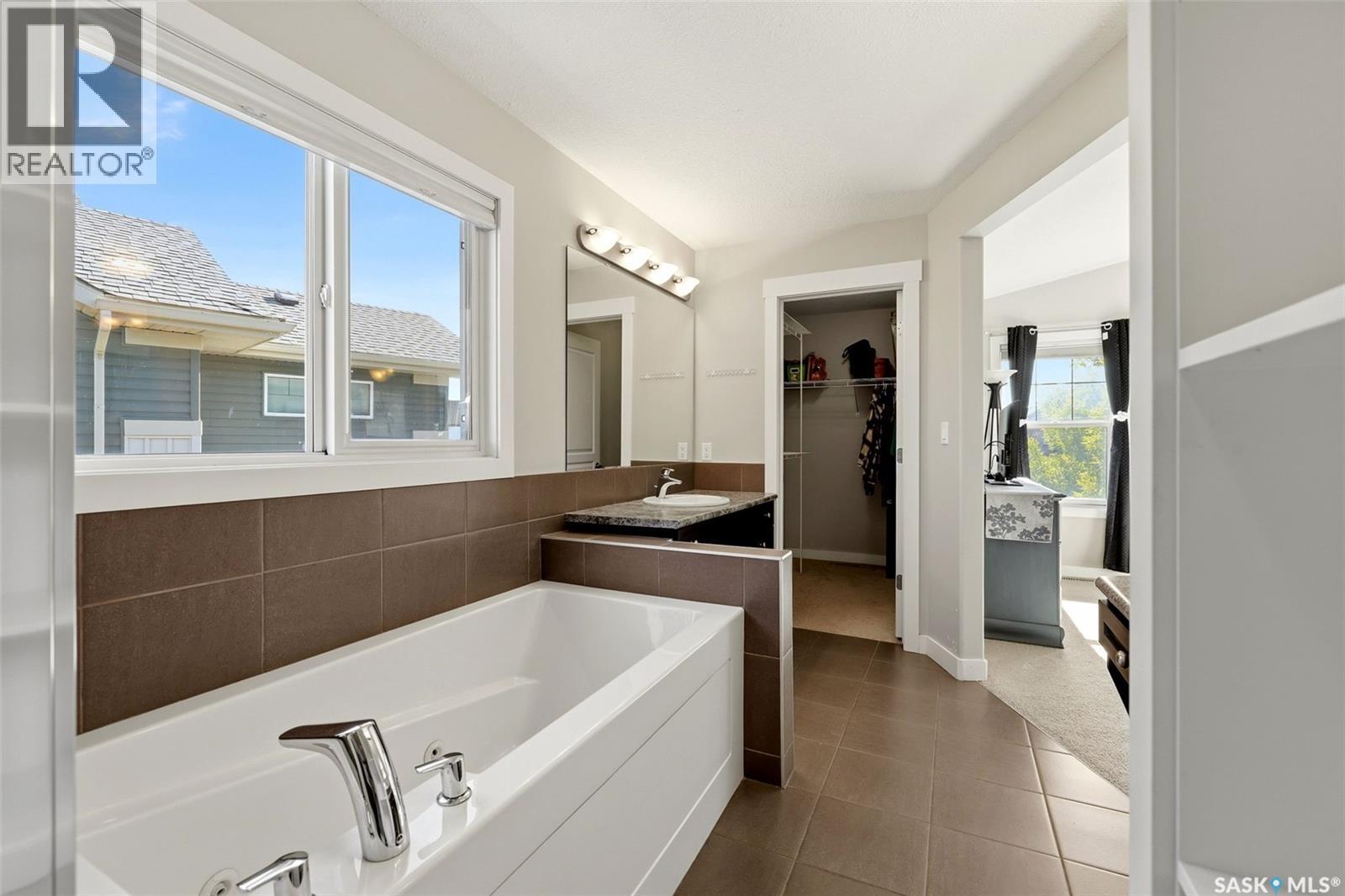 113 Poplar Bluff Crescent, Regina, Saskatchewan  S4Y 0B5 - Photo 32 - SK050038